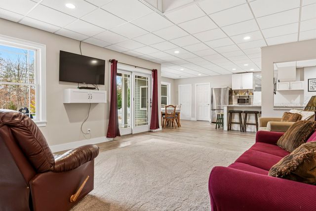 151 Ambrose Way, Wolfeboro, NH 03894