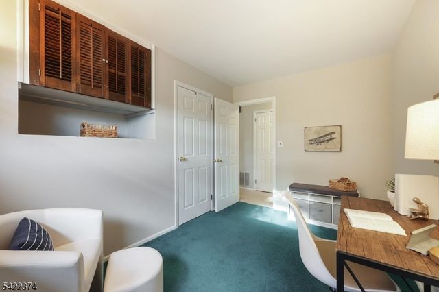 45 Fieldstone Dr, Somerville Boro, NJ 08876