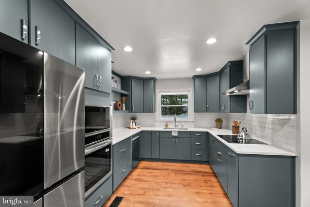 1800 PINE KNOB RD, Sykesville, MD 21784