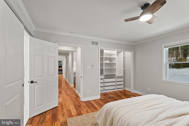 1800 PINE KNOB RD, Sykesville, MD 21784