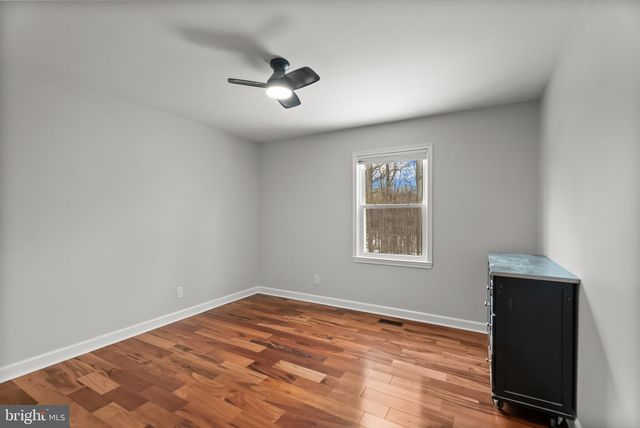 1800 PINE KNOB RD, Sykesville, MD 21784