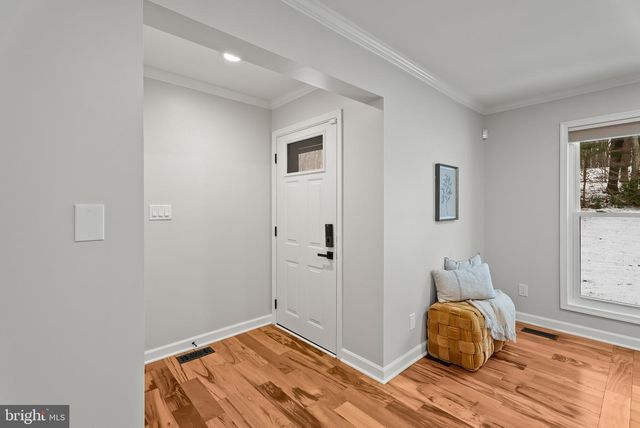 1800 PINE KNOB RD, Sykesville, MD 21784