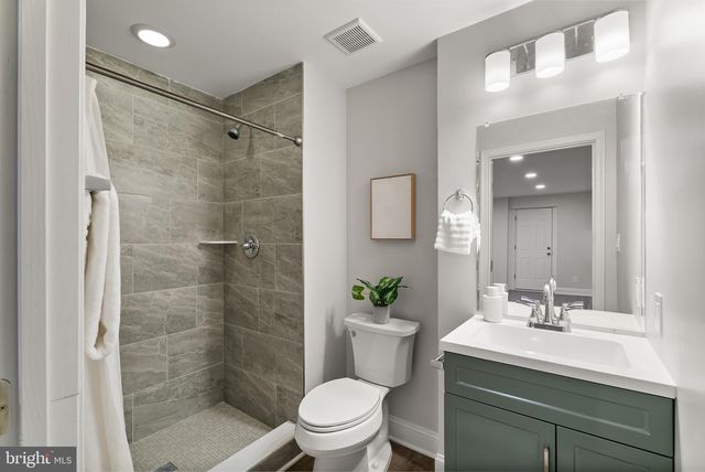 1800 PINE KNOB RD, Sykesville, MD 21784