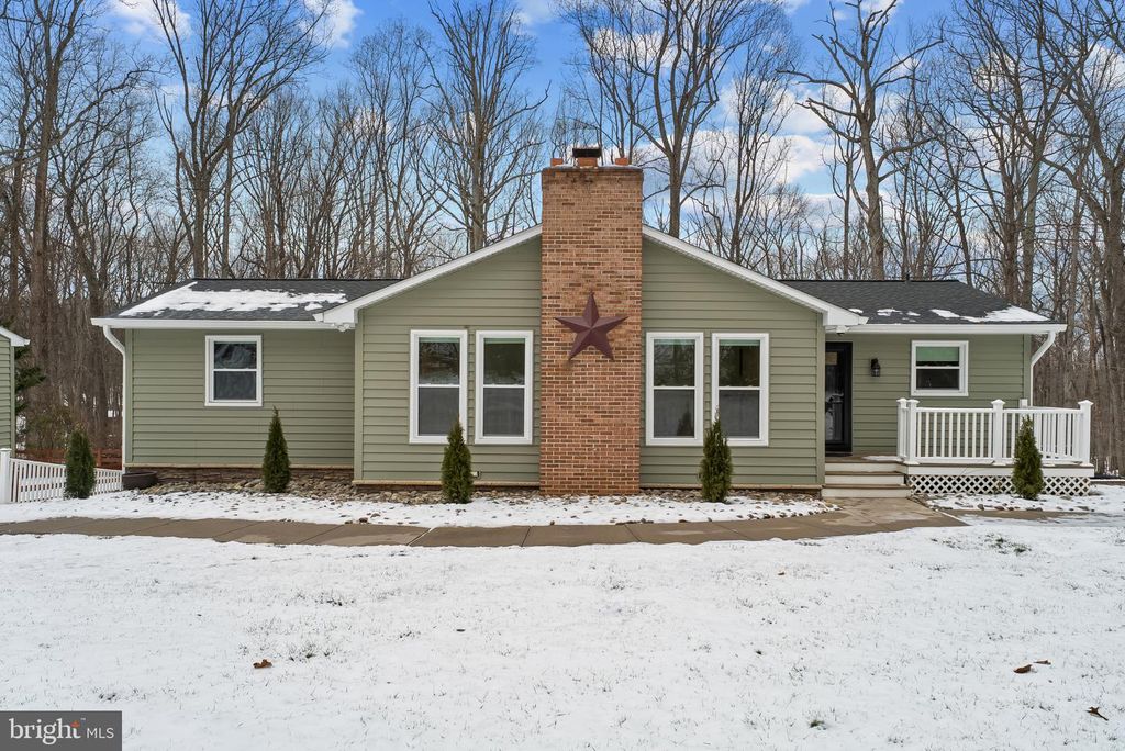 1800 PINE KNOB RD, Sykesville, MD 21784