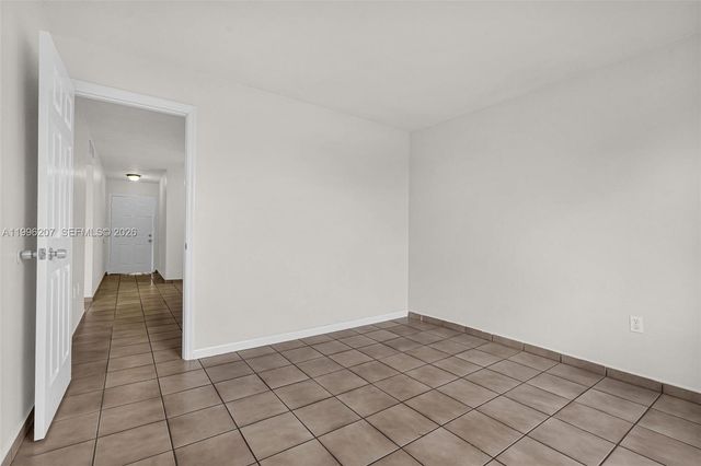 4655 Palm Ave 205, Hialeah, FL 33012