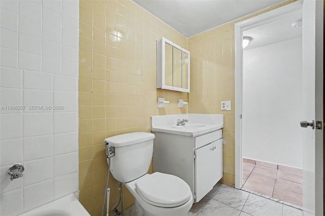 4655 Palm Ave 205, Hialeah, FL 33012