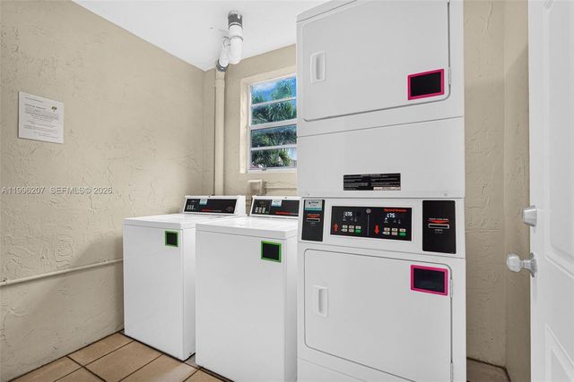 4655 Palm Ave 205, Hialeah, FL 33012