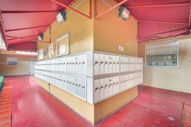 4655 Palm Ave 205, Hialeah, FL 33012