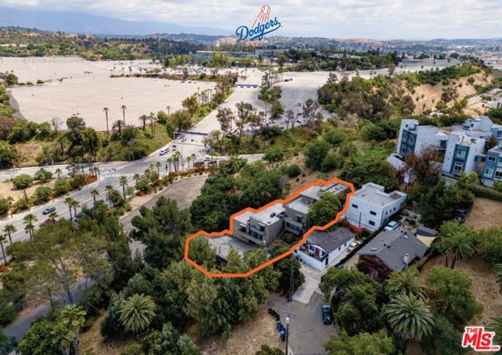 1188 Innes Avenue, Los Angeles, CA 90026