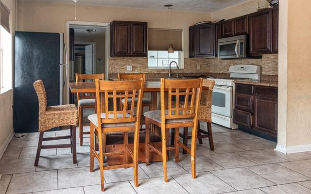 1502 13TH STREET W, Bradenton, FL 34205