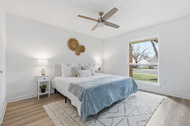 304 Loganberry CT, Austin, TX 78745