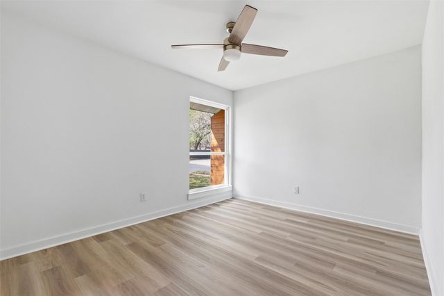 304 Loganberry CT, Austin, TX 78745