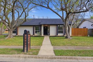 304 Loganberry CT, Austin, TX 78745