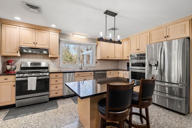 6 Melina Rd, Newton, MA 02459