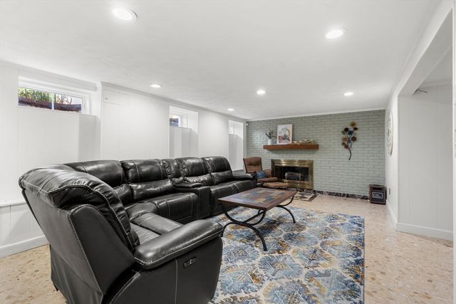6 Melina Rd, Newton, MA 02459