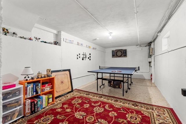 6 Melina Rd, Newton, MA 02459