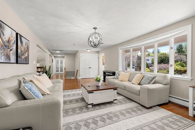 6 Melina Rd, Newton, MA 02459