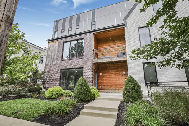 1020 Pennsylvania Avenue, Columbus, OH 43201