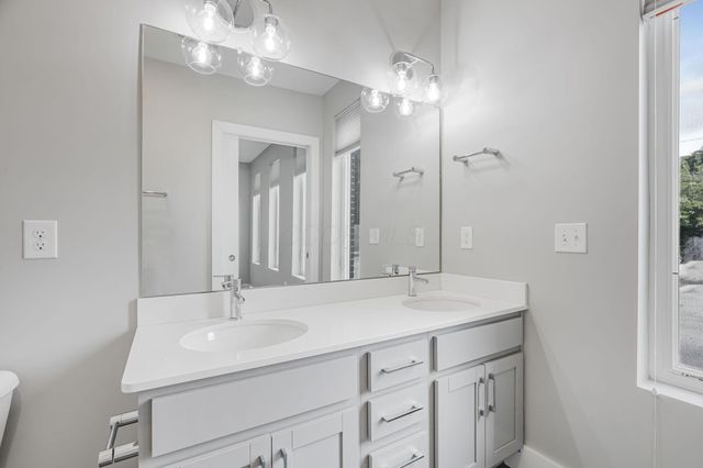 1020 Pennsylvania Avenue, Columbus, OH 43201