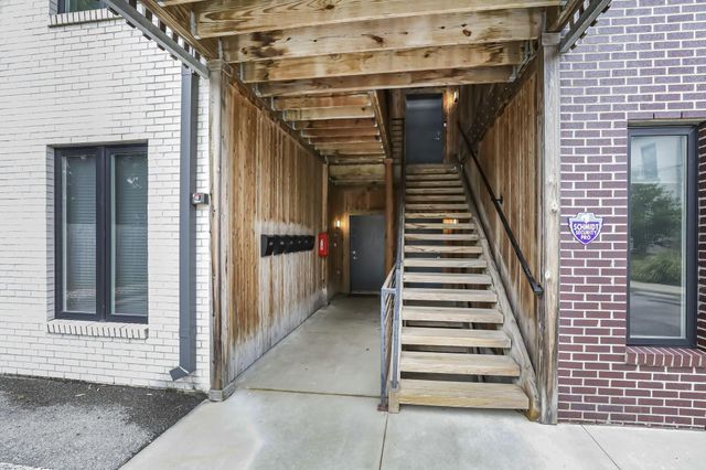 1020 Pennsylvania Avenue, Columbus, OH 43201