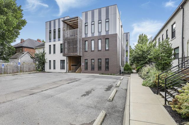 1020 Pennsylvania Avenue, Columbus, OH 43201