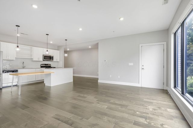 1020 Pennsylvania Avenue, Columbus, OH 43201