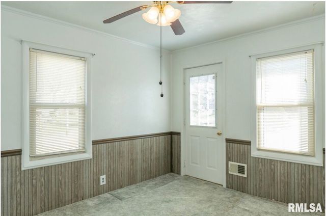 214 S TAZEWELL Street, Metamora, IL 61548