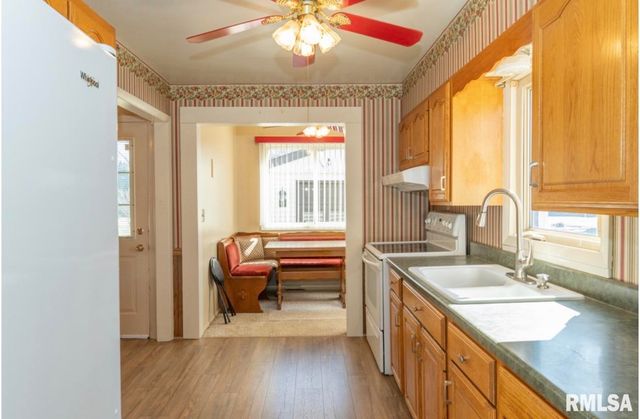 214 S TAZEWELL Street, Metamora, IL 61548