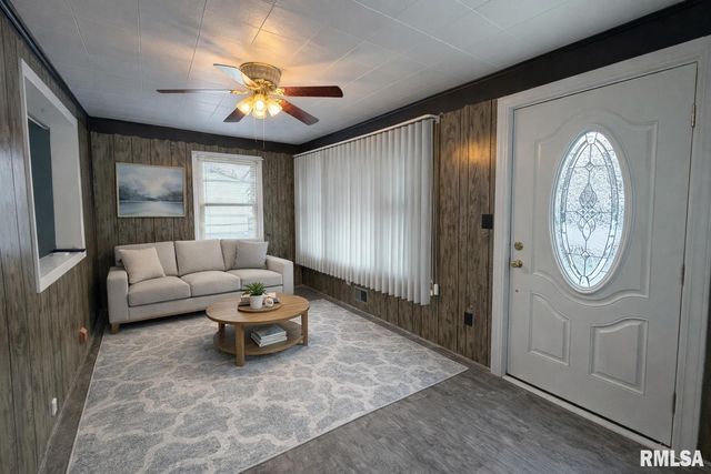 214 S TAZEWELL Street, Metamora, IL 61548