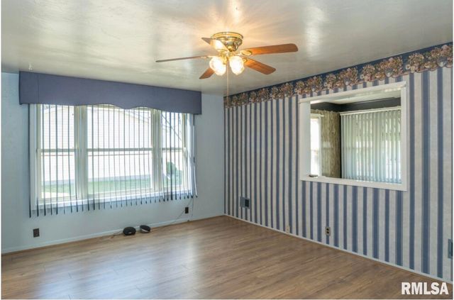 214 S TAZEWELL Street, Metamora, IL 61548