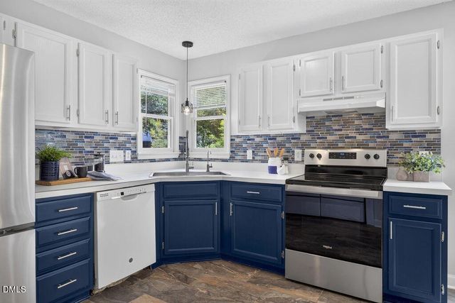 3 Big Bluff Place, Durham, NC 27712