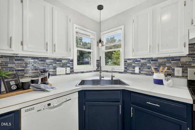 3 Big Bluff Place, Durham, NC 27712