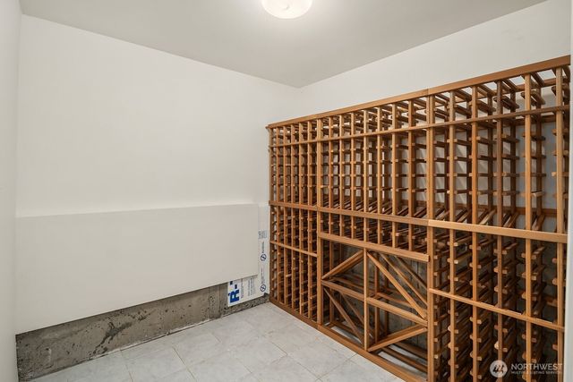 909 110th Avenue SE, Bellevue, WA 98004