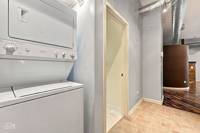 1000 E 53rd Street 107, Chicago, IL 60615