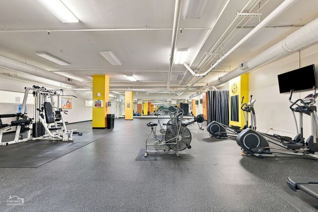 1000 E 53rd Street 107, Chicago, IL 60615
