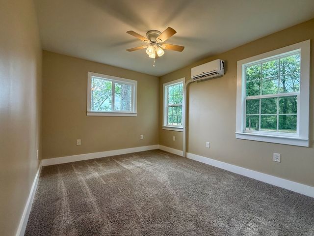 1046 Antioch Circle, Hartford, AL 36344