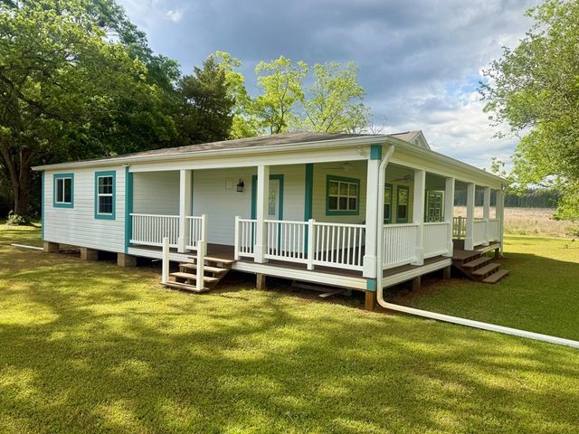 1046 Antioch Circle, Hartford, AL 36344