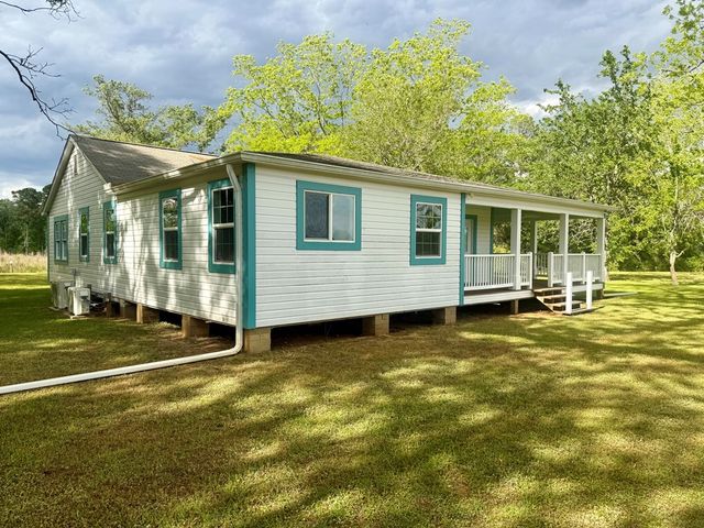 1046 Antioch Circle, Hartford, AL 36344