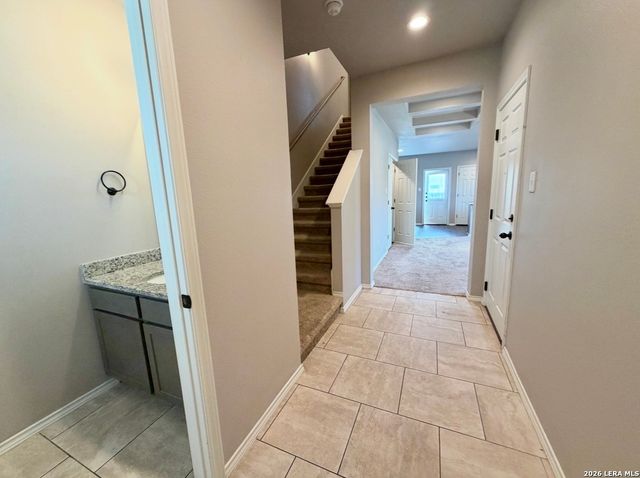 4138 Swans Lndg Unit 101, San Antonio, TX 78217