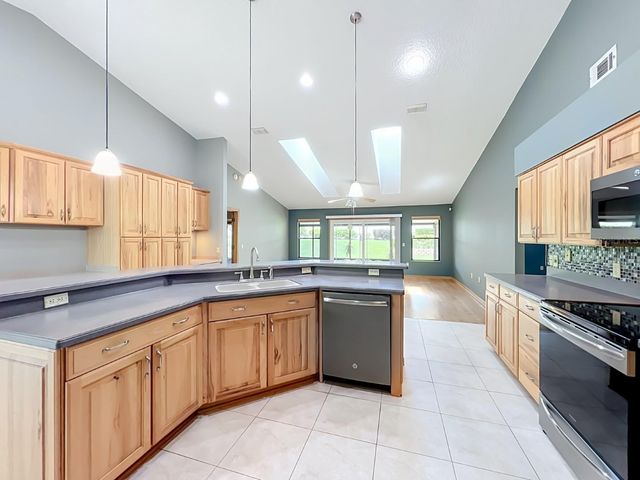 6609 PINEKNOT COURT, Ocoee, FL 34761