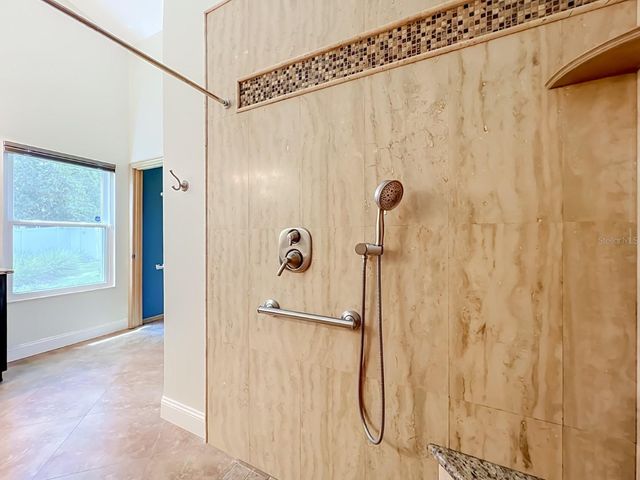 6609 PINEKNOT COURT, Ocoee, FL 34761