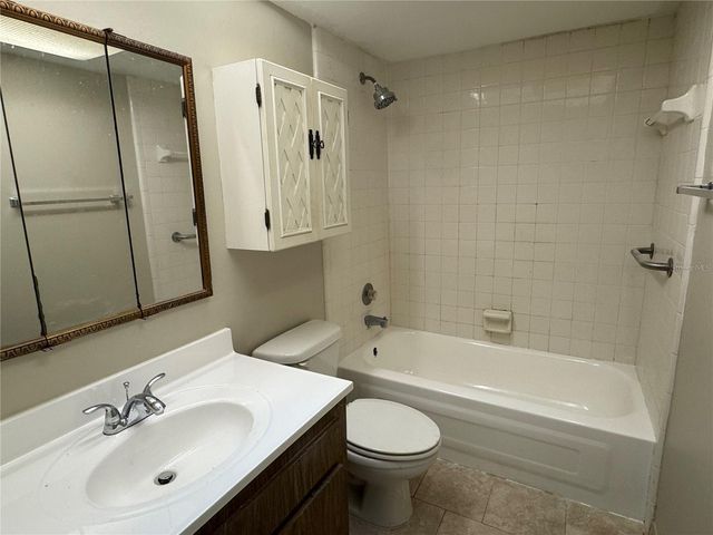 1241 HERITAGE LANE, Orlando, FL 32807