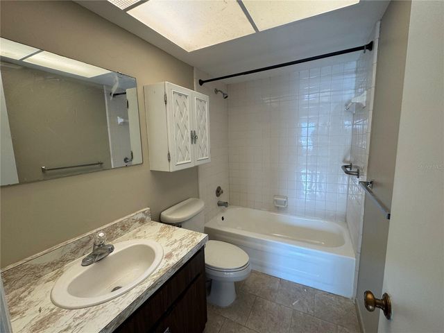 1241 HERITAGE LANE, Orlando, FL 32807