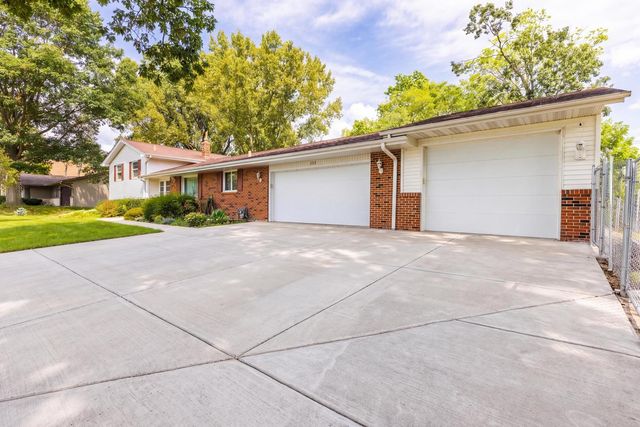 203 Wood Road, Rockford, IL 61107