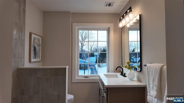 415 Linwood Avenue, Ridgewood, NJ 07450