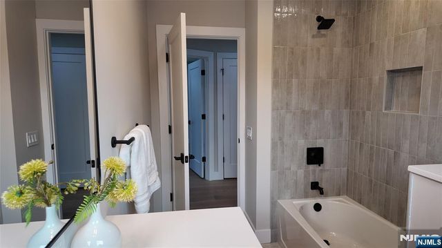 415 Linwood Avenue, Ridgewood, NJ 07450