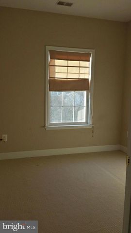 715 HIDDEN MARSH ST, Gaithersburg, MD 20877