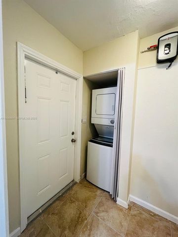 501 Carolina Ave, Fort Lauderdale, FL 33312