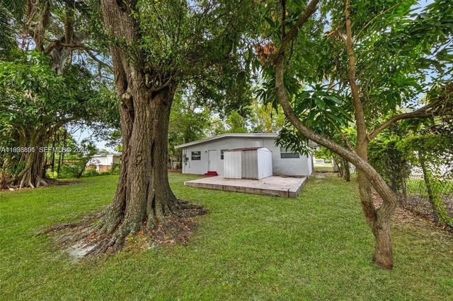 501 Carolina Ave, Fort Lauderdale, FL 33312