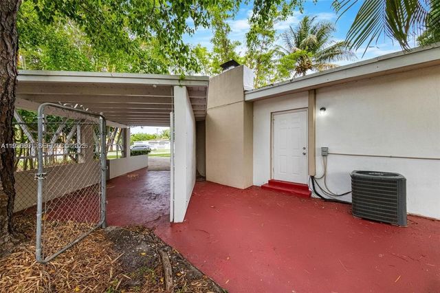 501 Carolina Ave, Fort Lauderdale, FL 33312